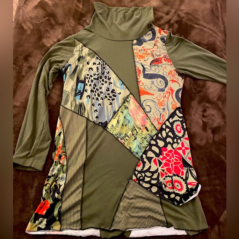 Misslook top size large